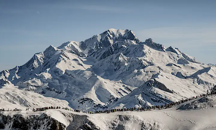 Haute-Savoie: ένας Ρώσος ορειβάτης σταμάτησε να αναρριχείται στο Mont Blanc με τον 10χρονο γιο του