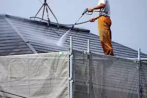 築10年以上なら、外壁塗装の「助成金制度」で新築同然へ。