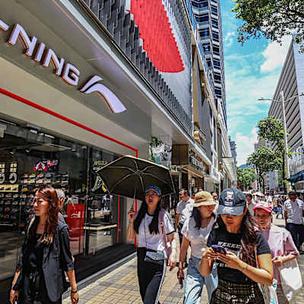 Hong Kong retail gets mainland makeover as Chinese brands move in