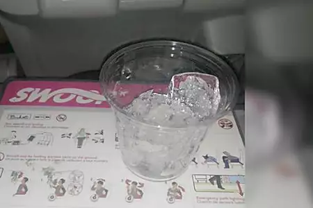 Swoop refused to give free water on a flight, but provided cup of ice: passenger
