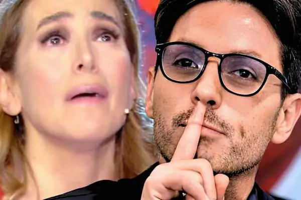 "Mi costringeva a farlo" Barbara D’Urso choc su Pier Silvio Berlusconi "Mi costringeva a farlo" Barbara D’Urso choc su Pier Silvio Berlusconi