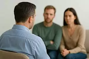 הקורס שיכניס אתכם לשורה הראשונה של יועצי הזוגיות – עם תעודת NYU יוקרתית.