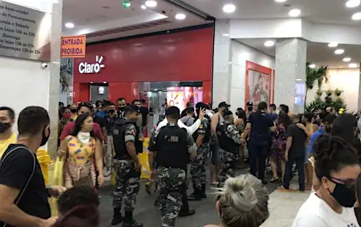 Homem causa confusão em ótica de Rancharia após promover óculos criado na Itália