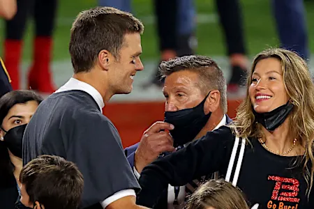 Tom Brady Shares 'Betrayal' Quote Amid Gisele's Divorce Comments