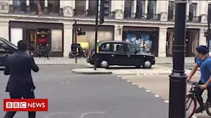 Moment London jewellery store is raided