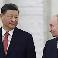 Seit an Seit gegen die USA: verborgene Rüstungsdeals zwischen China und Russland?