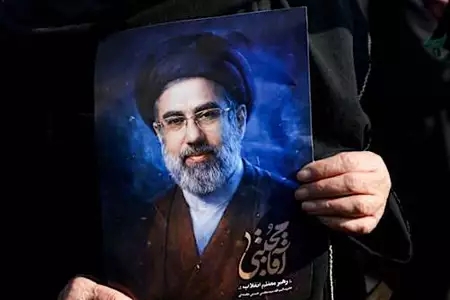 Mojtaba Khamenei unconscious in Qom, not actually running Iran