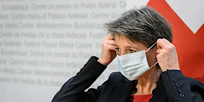 Η Ελβετία επιβάλλει νέα απαγόρευση κυκλοφορίας Covid-19 για την αντιμετώπιση των αυξανόμενων υποθέσεων