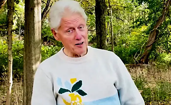 Bill Clinton meldet sich nach Klinikaufenthalt per Video zurück