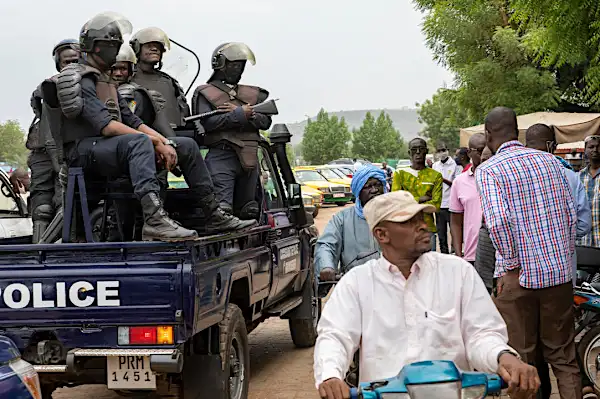 African Union announces 'immediate suspension' of Mali after second coup