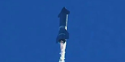 Το πρωτότυπο SpaceX εκτοξεύεται ... και συντρίβεται στο fireball