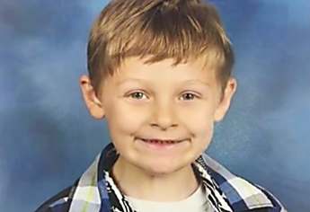 [Pics] Missing Six-Year-Old Boy Found After 22 Hours, But Then They Realized Who Kept Him Company
