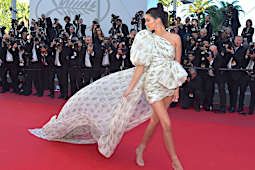 The Most Daring Dresses At The Red Carpet Event