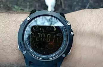 Tactical SmartWatch Could Save Your Life - 33 Months Charge