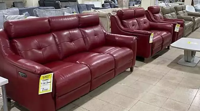 Unsold sofas are sold for almost nothing (Take a look now)
