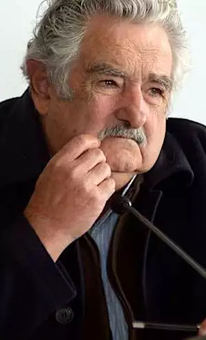 Ουρουγουάη: Πέθανε ο εμβληματικός πρώην πρόεδρος Χοσέ Μουχίκα Ουρουγουάη: Πέθανε ο εμβληματικός πρώην πρόεδρος Χοσέ Μουχίκα