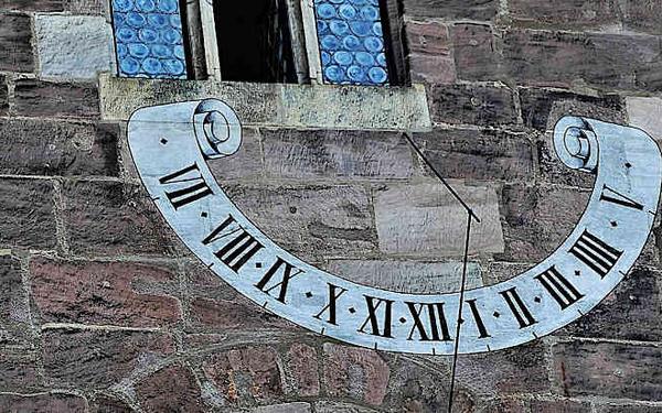 Quién inventó el cambio de hora y otras 10 curiosidades