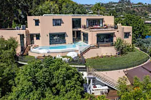 Greta Garbo’s Former Beverly Hills Abode Lists for $10 Million
