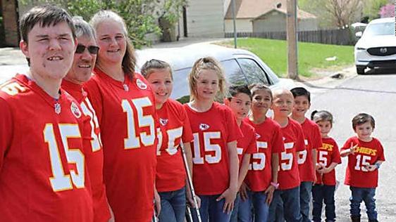 A couple adopted seven siblings who had been separated for more than a year in foster care