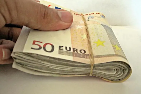 Άτομα άνω των 60 ετών μπορούν να λάβουν προσωπικά δάνεια σχεδόν δωρεάν! Δες εδώ Άτομα άνω των 60 ετών μπορούν να λάβουν προσωπικά δάνεια σχεδόν δωρεάν! Δες εδώ