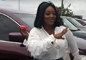 Photo of Jackie Appiah in Asamoah Gyan's arms causes stir