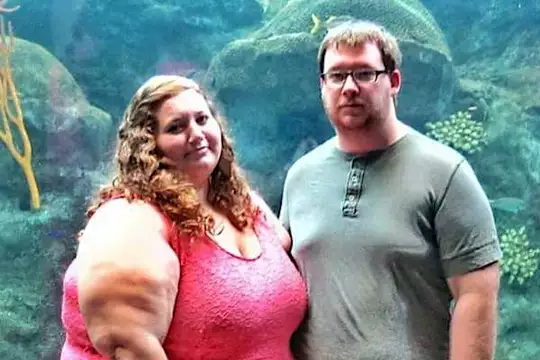 [Gallery] Couple Makes a Bet: No Eating out, No Cheat Meals, No Alcohol. a Year After, This Is What They Look Like