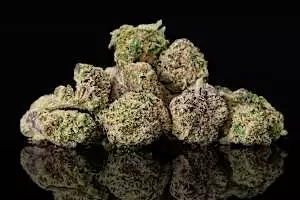 Buy Weed in Marina