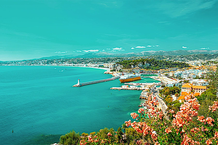 Con easyJet voli dalla Costiera alla Costa Azzurra! Con easyJet voli dalla Costiera alla Costa Azzurra!