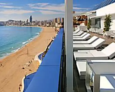 Sol, playa y mucho más: 6 hoteles Todo Incluido en Benidorm