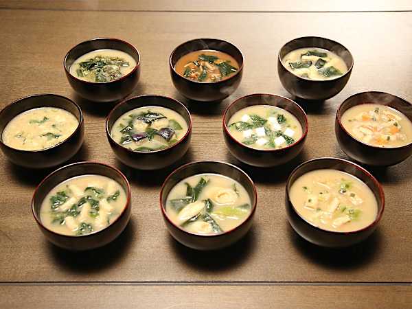 今、フリーズドライのおみそ汁が注目されています