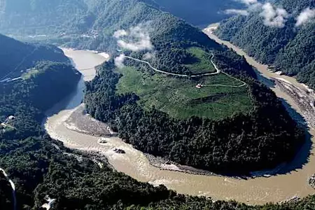 Will world's largest dam project be big enough for China's economy?