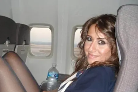 [Fotos] O que as comissárias de bordo notam sobre você em 3 segundos