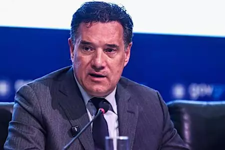 Ξεκινά πρόγραμμα δωρεάν ελέγχου για τον καρκίνο του δέρματος – Τι ανακοίνωσε ο Αδ. Γεωργιάδης