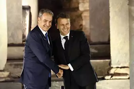 Επίσκεψη Μακρόν: Οι gamechangers, το «θα είμαστε εδώ για σας» και το «καμπανάκι» για την ΕΕ Επίσκεψη Μακρόν: Οι gamechangers, το «θα είμαστε εδώ για σας» και το «καμπανάκι» για την ΕΕ