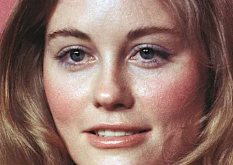 At 69 Cybill Shepherd Left Nothing to Imagination [Pics]