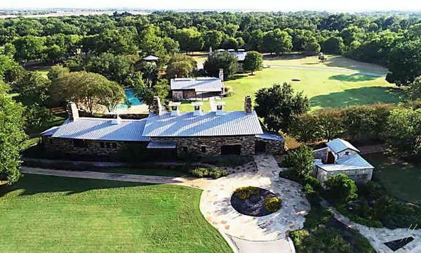 Former Dell CEO Kevin Rollins Lists Luxury Ranch in Texas
